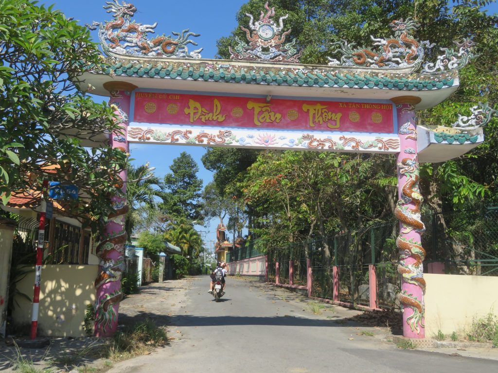 Đình Tân Thông